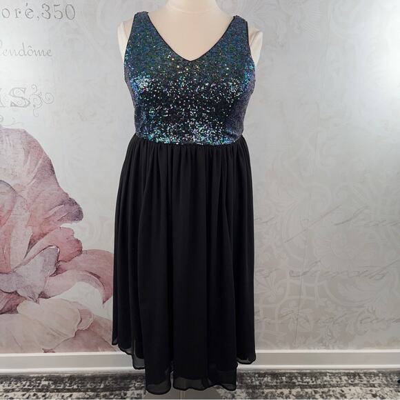Torrid Black Sequin Chiffon Skater Midi Dress Size 18 NWT - Picture 1 of 13